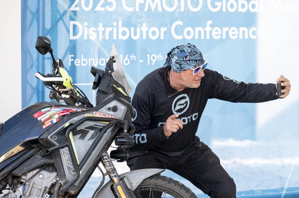 Rozhovor s Jaroslavom Šímom o CFMOTO 450MT.