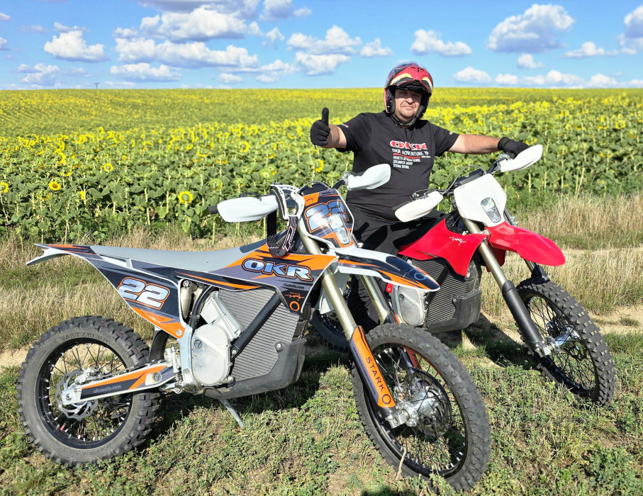 S Karolom sme včera testovali elektrický motocykel Stark Varg EX