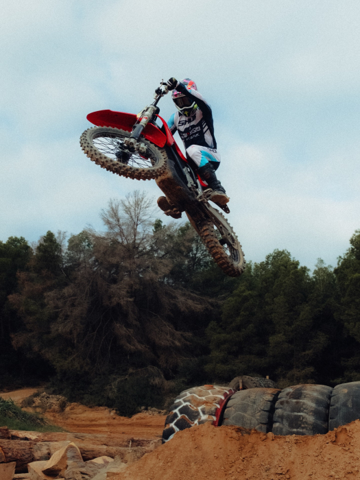 Stark Future epická príprava na Red Bull Romaniacs 2025