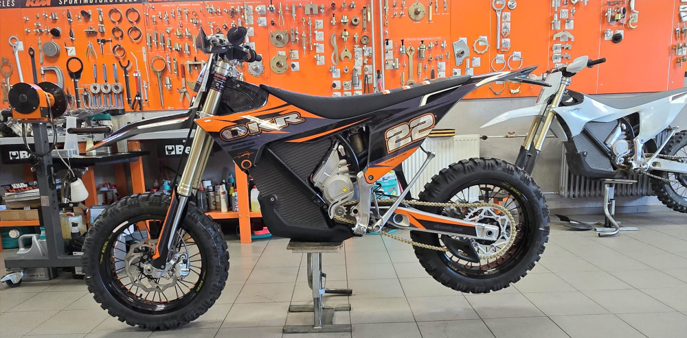 Stark VARG EX Bud Spencer FAT – OKR Moto Replika 22