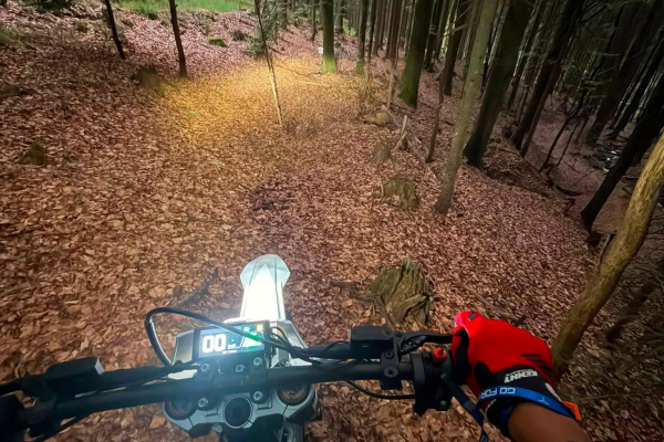 Talaria Komodo MX6 chceš jazdiť ako Pepa Sršeň?
